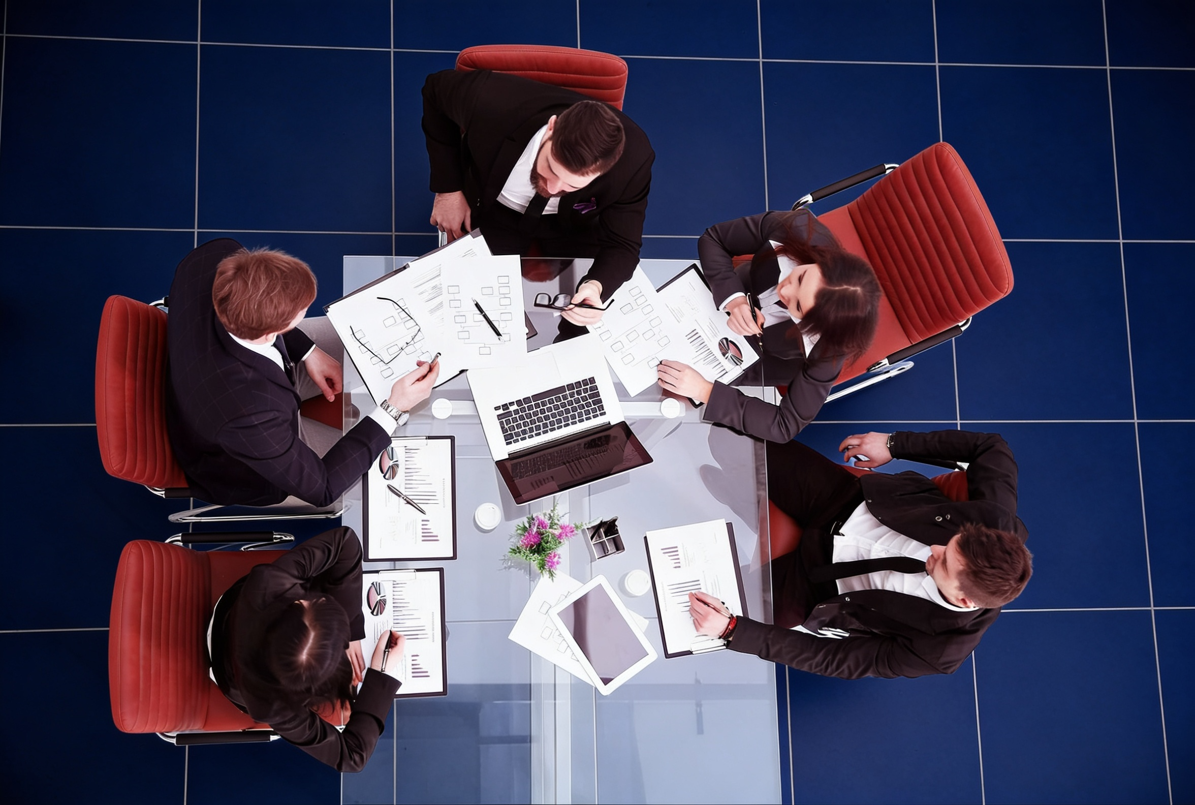 Current Challenges  B2B Event Organisers Face  & How to  Address Them