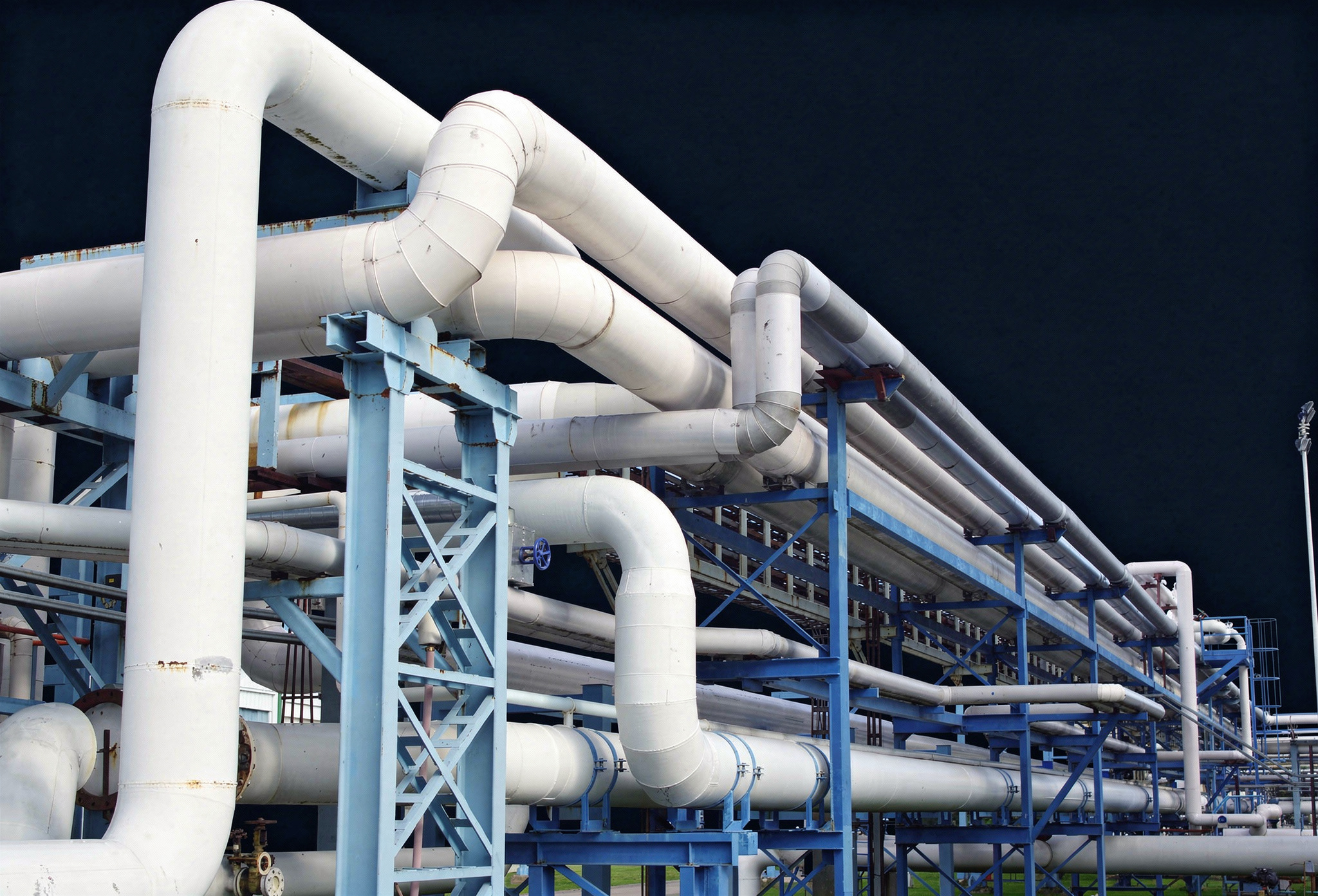 What Strategies is the EU Considering to Phase out Russian Gas?